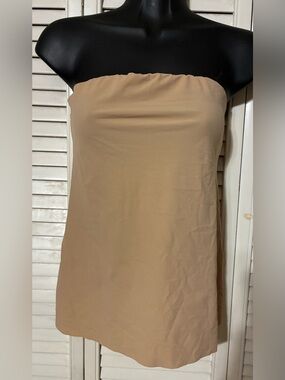 NWT! Commando Strapless cami in Beige